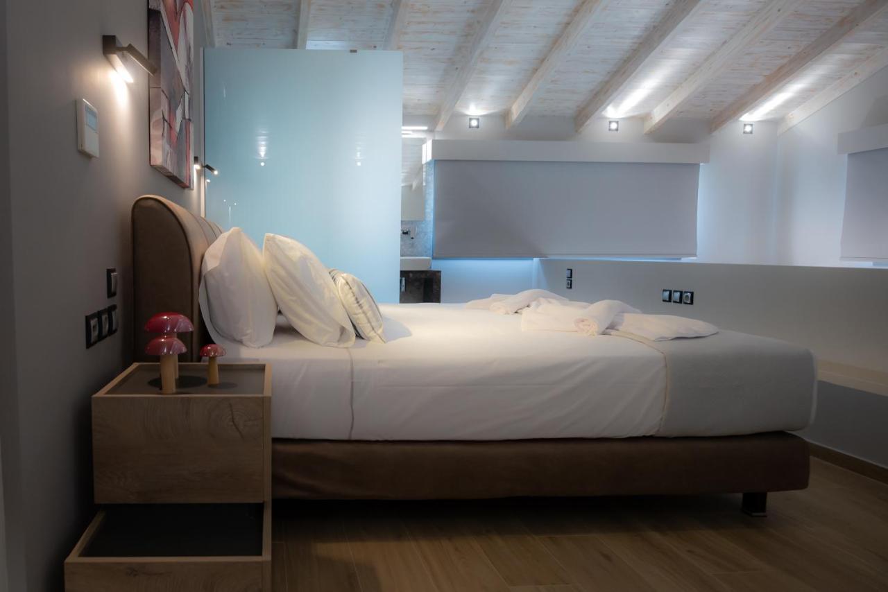 The Victoria Lefkada Aparthotel Exterior photo