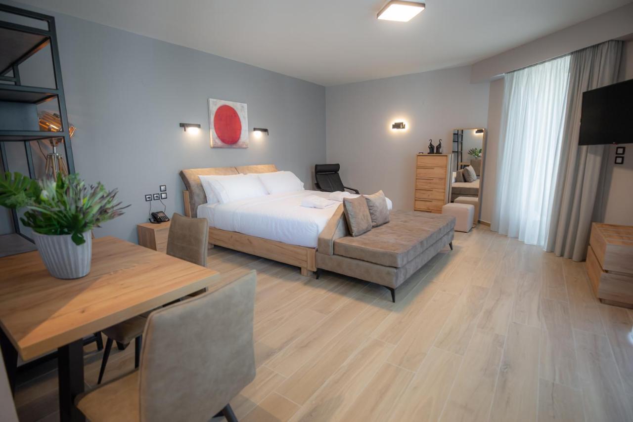 The Victoria Lefkada Aparthotel Exterior photo