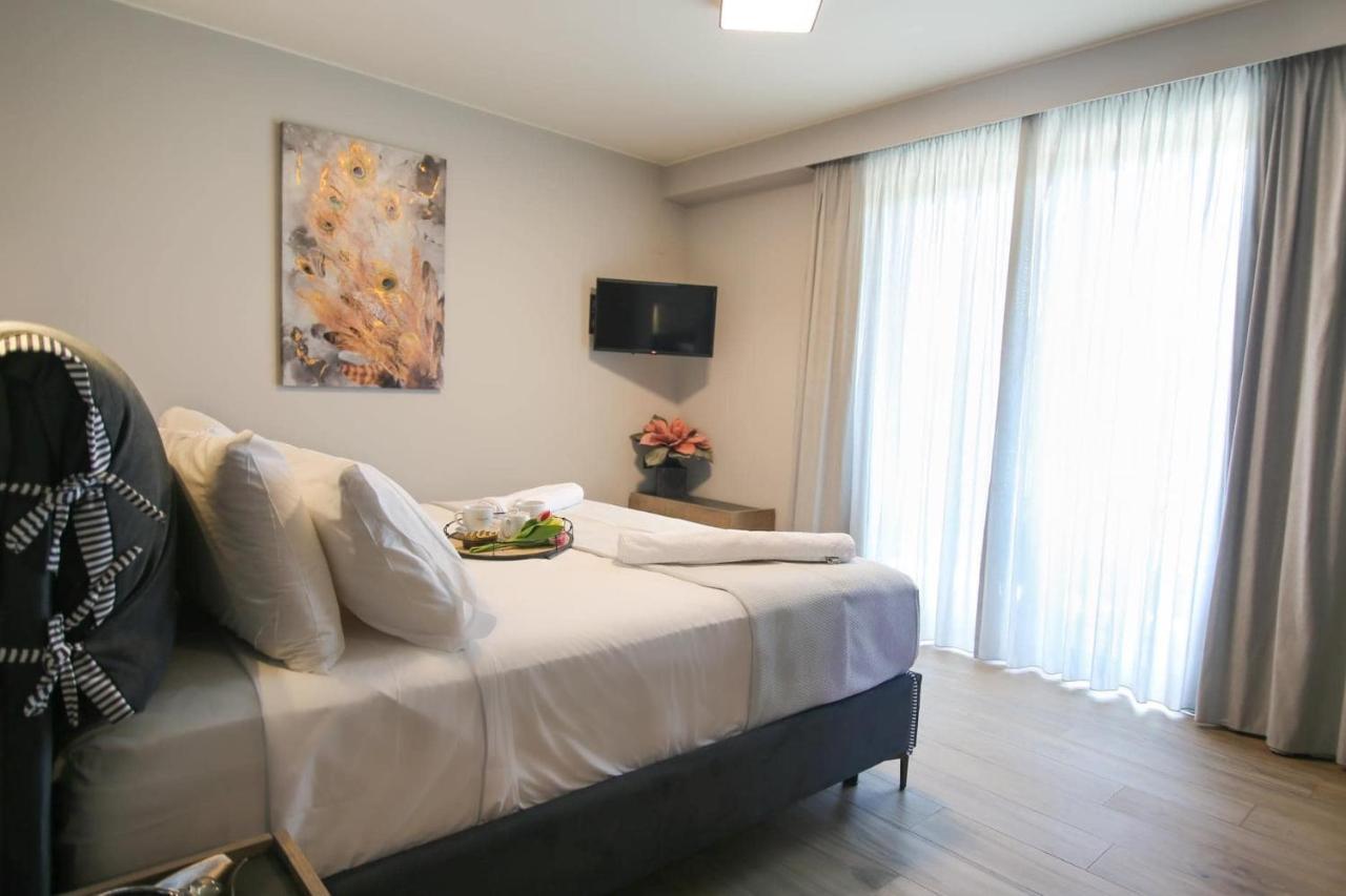 The Victoria Lefkada Aparthotel Exterior photo